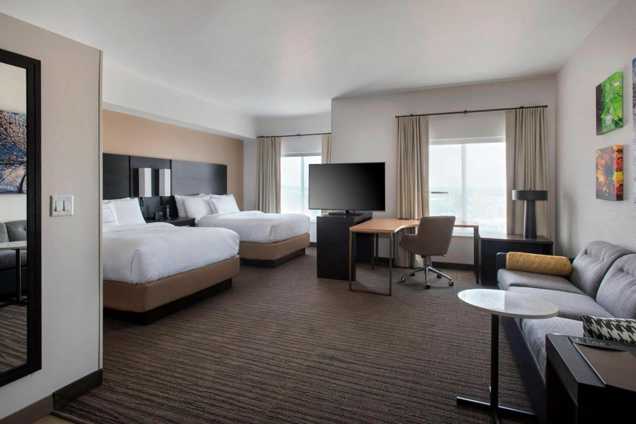 Hotel By Marriott Lancaster Rohrerstown